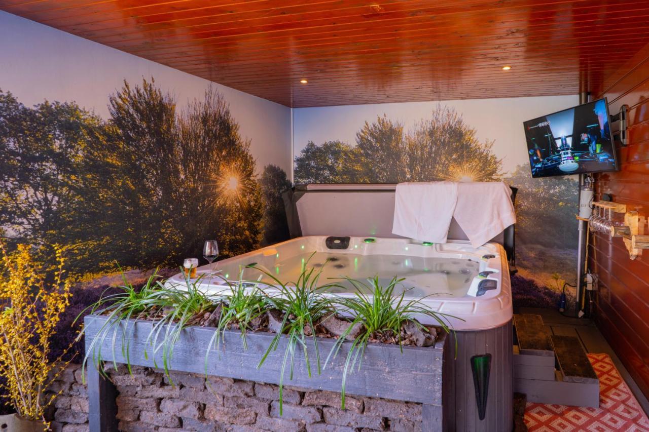 Drents Genieten - Dopheide Met Prive Jacuzzi En Sauna Erm Luaran gambar