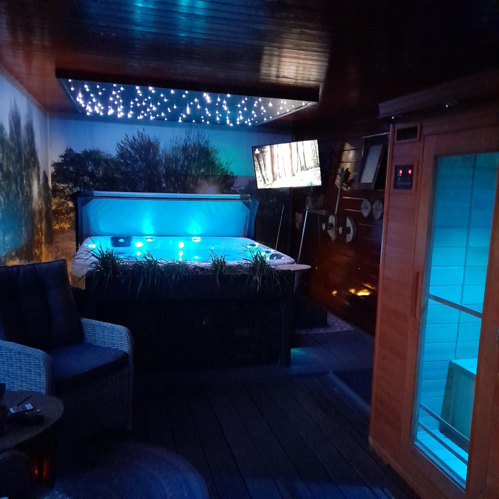 Drents Genieten - Dopheide Met Prive Jacuzzi En Sauna Erm Luaran gambar